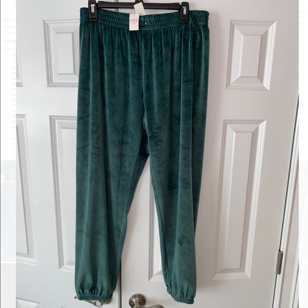 NWT Victoria’s Secret Cozy Classic Jogger Pant